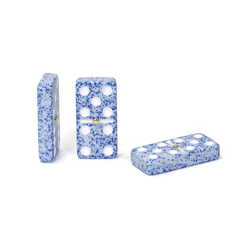 Vad gör Double 6 Domino till ett måste-spel för varje hushåll?