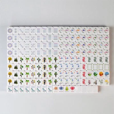 Vibrant Red Melamine Mahjong Tiles